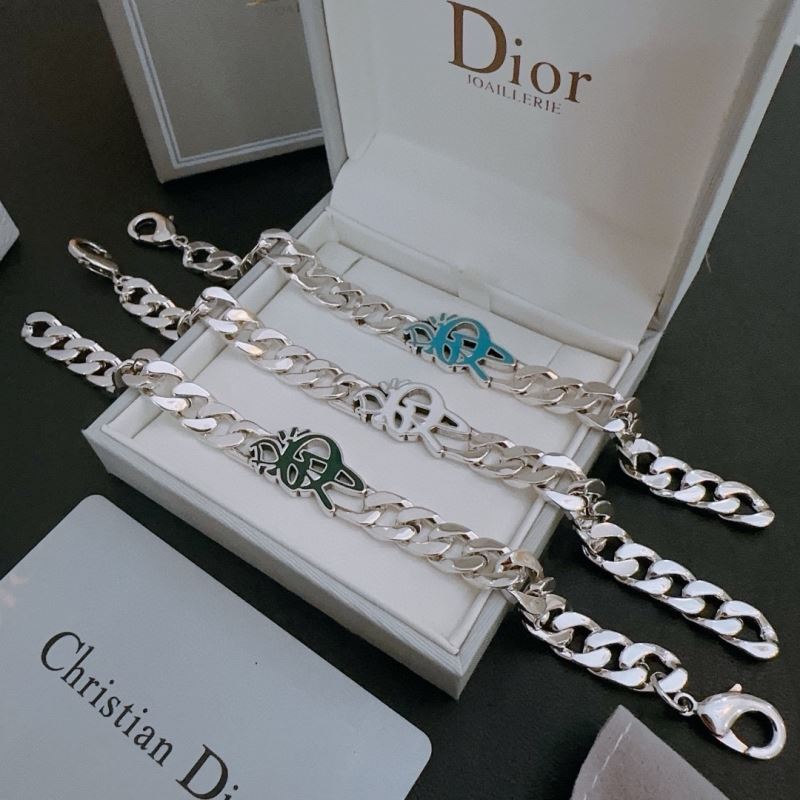 chr1st1an D10r bracelets